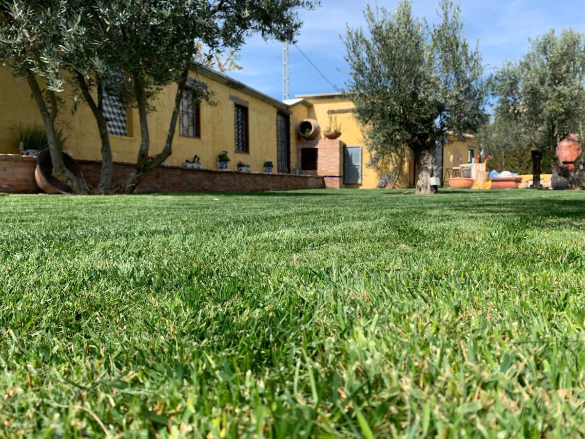 Cortijo Bustamante Pension Baza Buitenkant foto