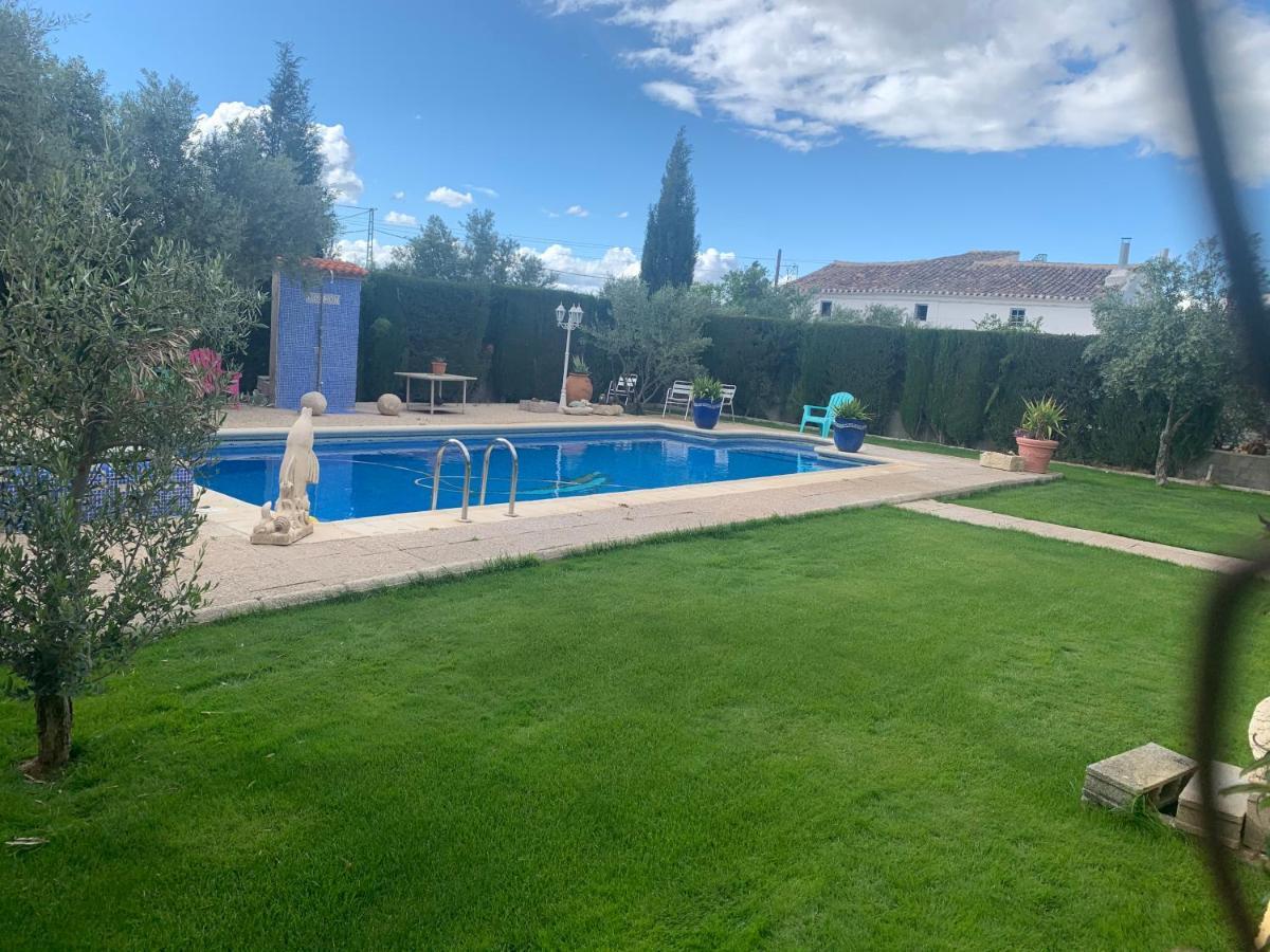 Cortijo Bustamante Pension Baza Buitenkant foto